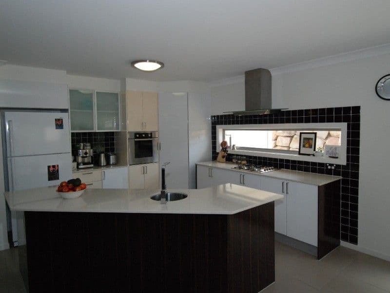 31 Barrington Street, UPPER COOMERA QLD 4209, Upper Coomera - Thumbnail 2