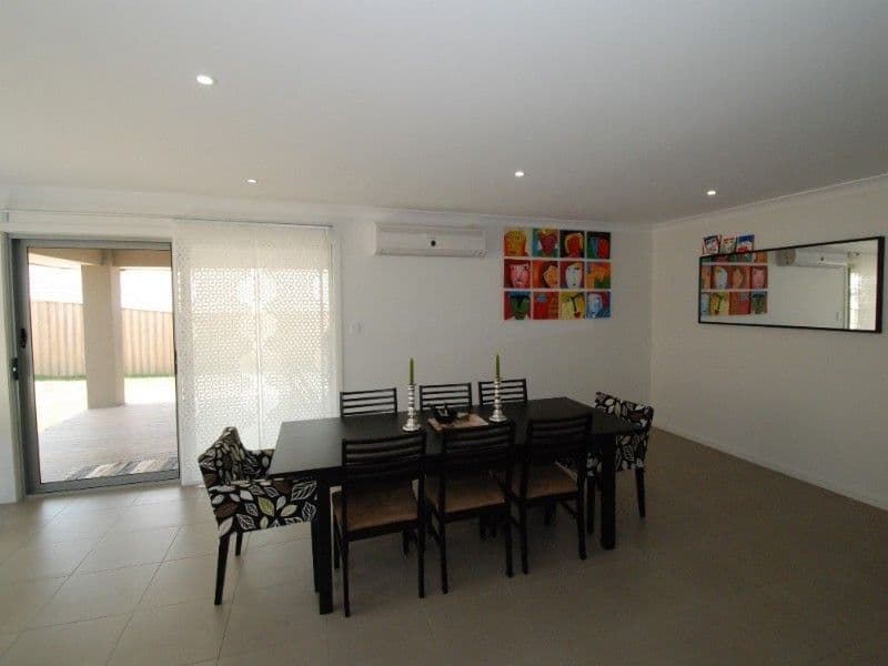 31 Barrington Street, UPPER COOMERA QLD 4209, Upper Coomera - Thumbnail 3