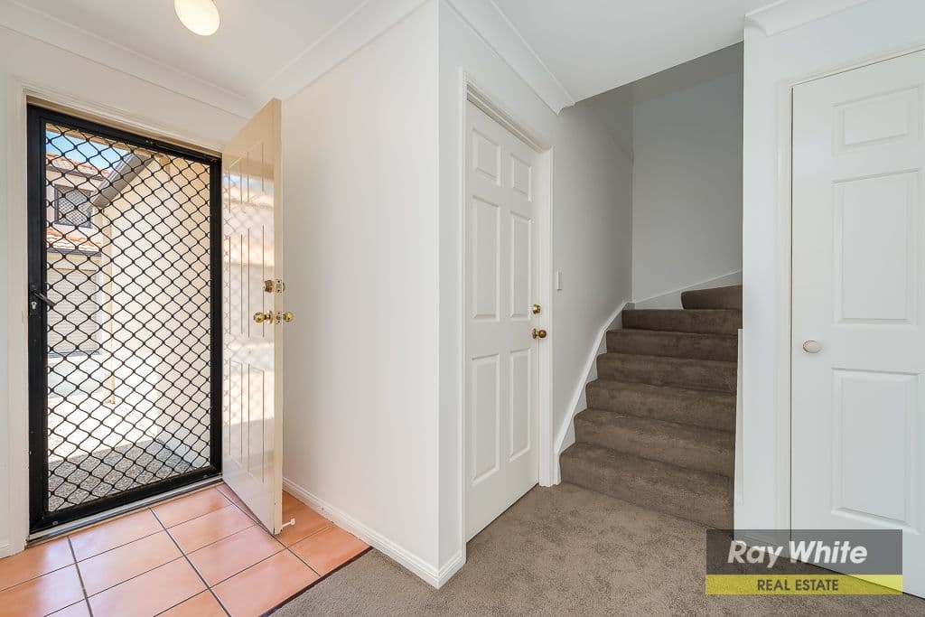 37 Harley Street, Labrador QLD 4215, Labrador - Thumbnail 8