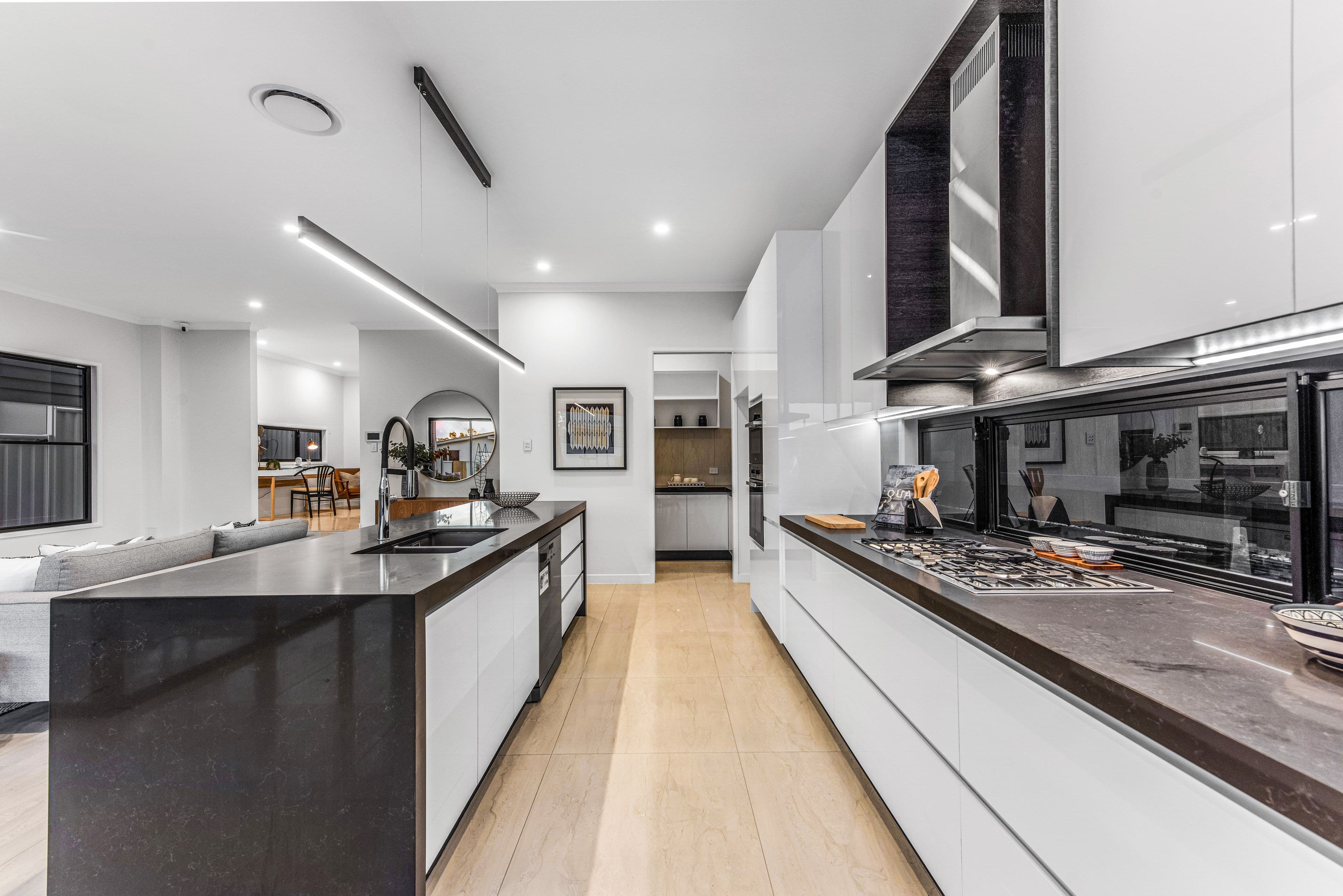 37 Eighth Avenue, St Lucia QLD 4067, St Lucia - Thumbnail 3