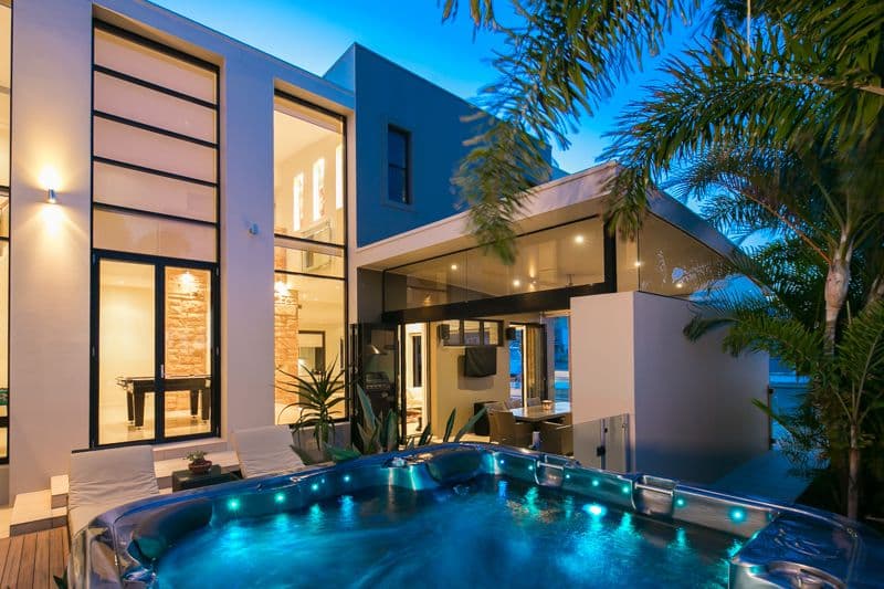 21 Hampton Court, Sovereign Islands QLD 4216, Sovereign Islands - Thumbnail 4