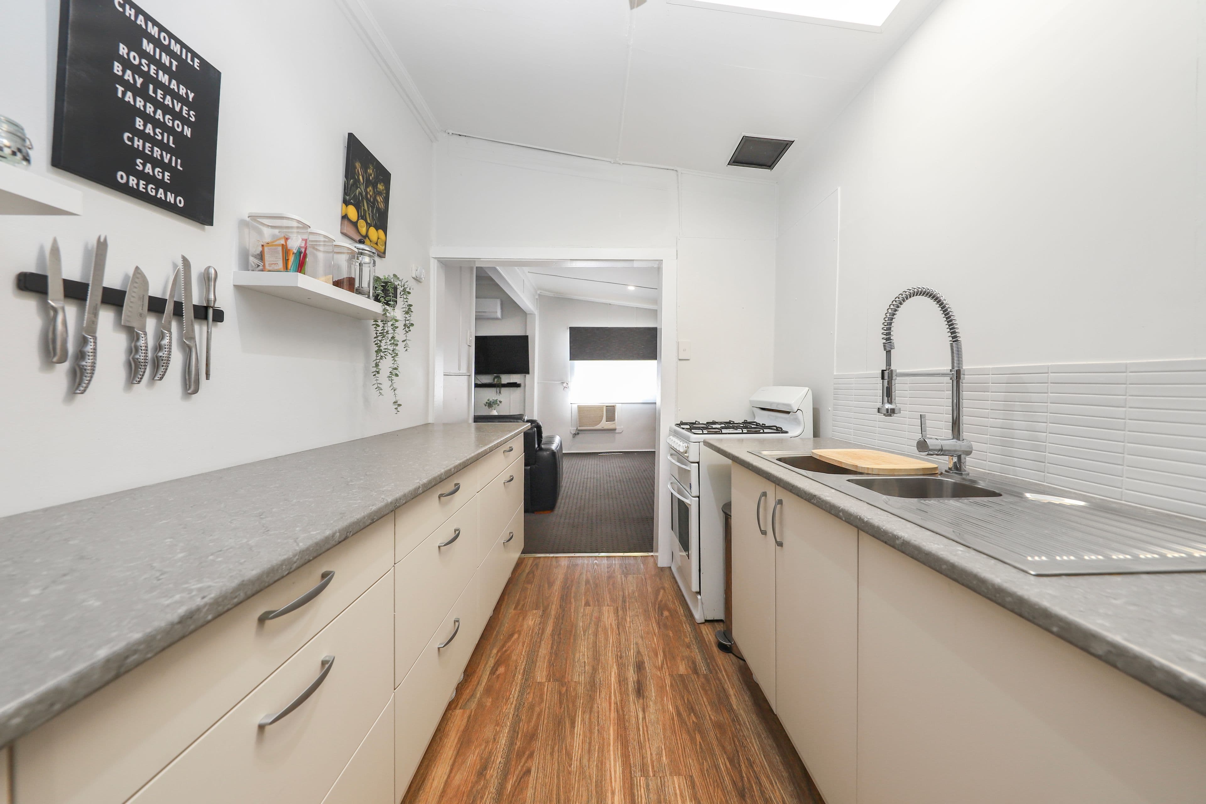 7 Broughton Street, Tumut NSW 2720, Tumut - Thumbnail 7