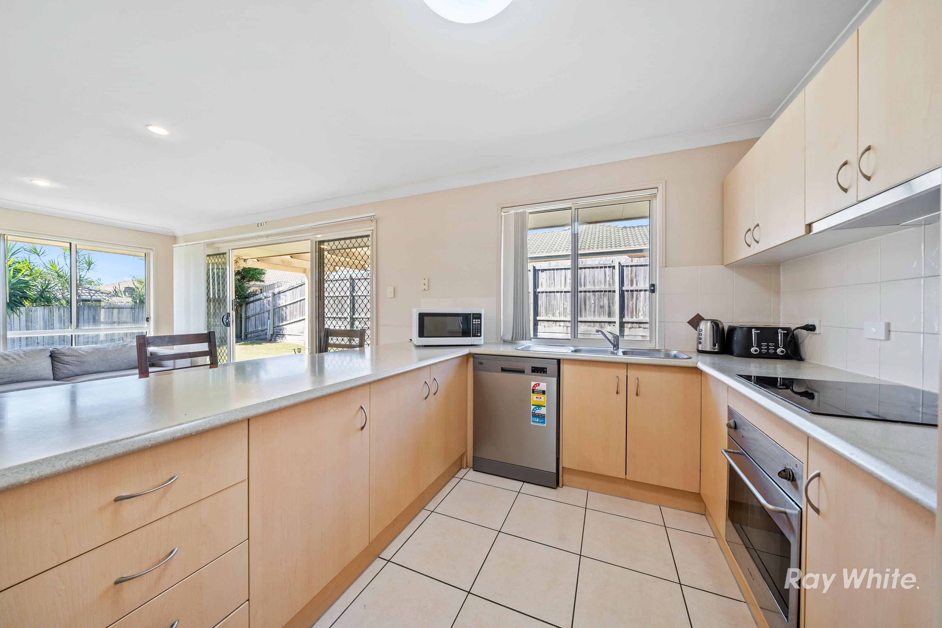 10 Chams Street, Marsden QLD 4132, Marsden - Thumbnail 3