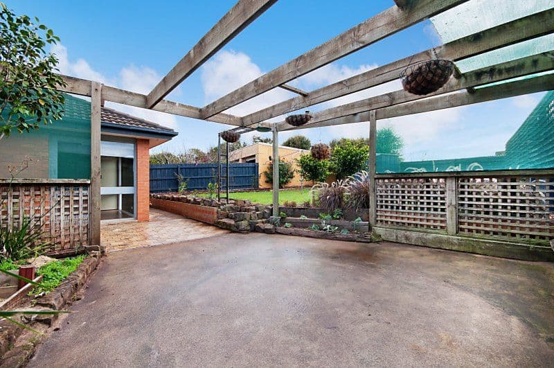 8 St James Crescent, WARRNAMBOOL VIC 3280, Warrnambool - Thumbnail 2