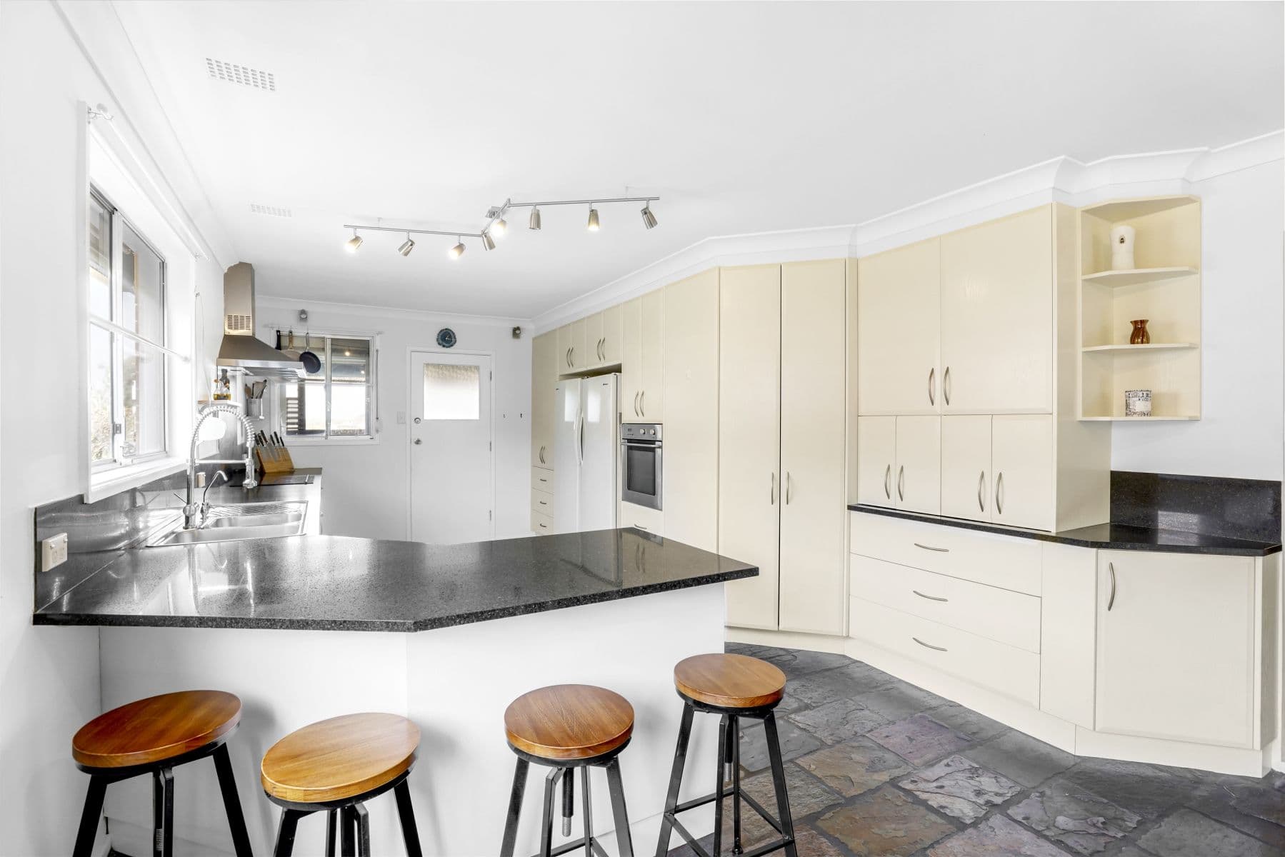 20 Sandringham Avenue, Cambridge Park NSW 2747, Cambridge Park - Thumbnail 5