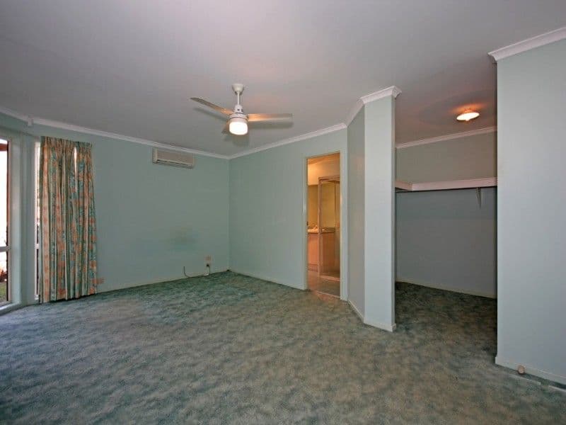 13 Moorea Court, PACIFIC PINES QLD 4211, Pacific Pines - Thumbnail 3