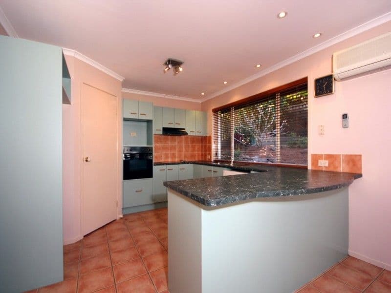 13 Moorea Court, PACIFIC PINES QLD 4211, Pacific Pines - Thumbnail 7