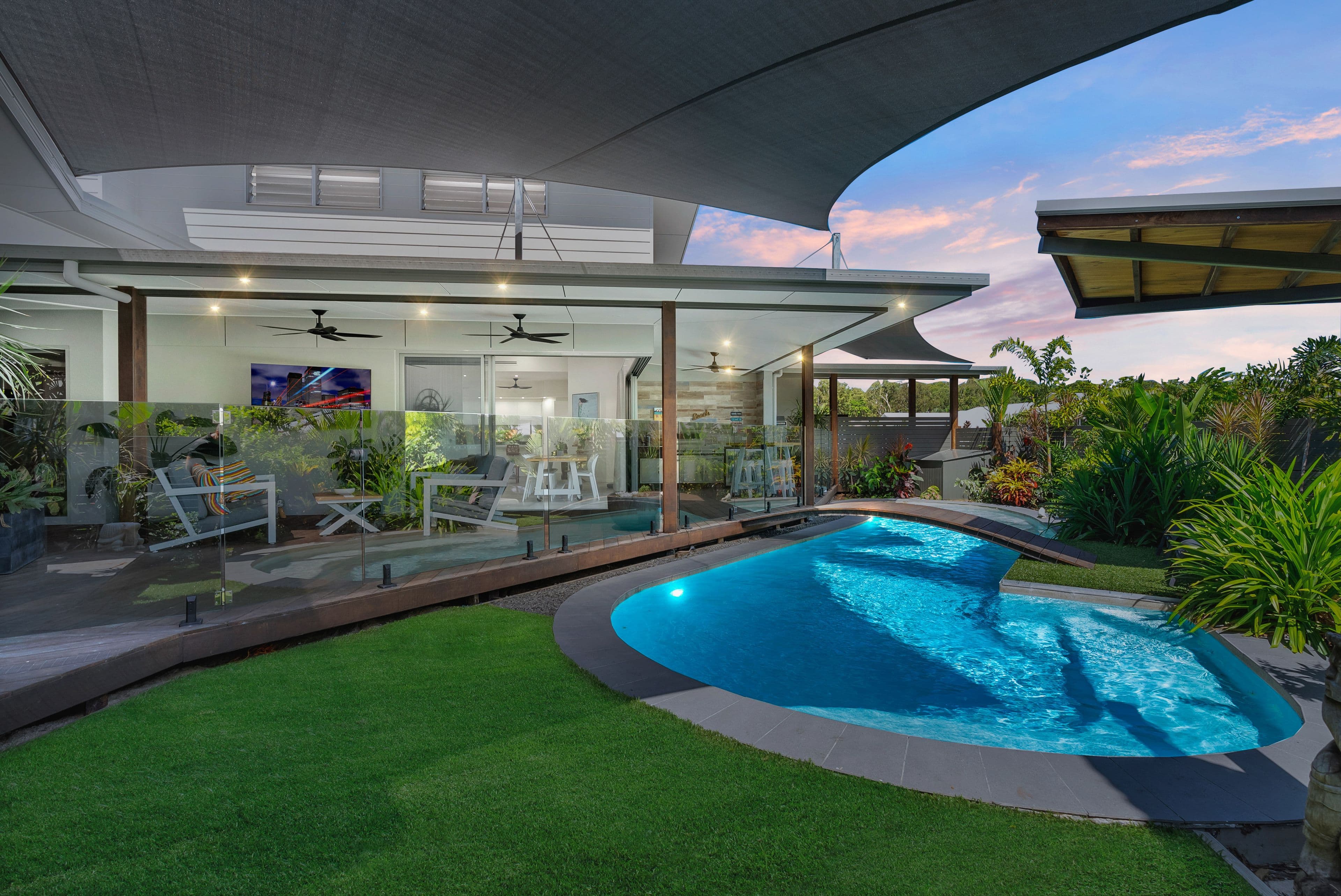 19 Seaside Parade, Palm Cove QLD 4879, Palm Cove - Thumbnail 3