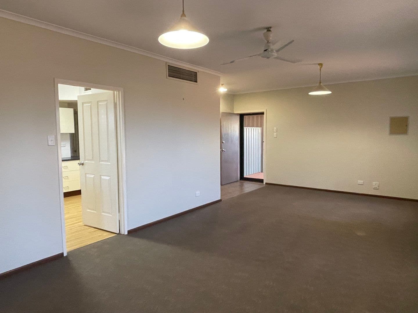 8 Nickol Road, Nickol WA 6714, Nickol - Thumbnail 6