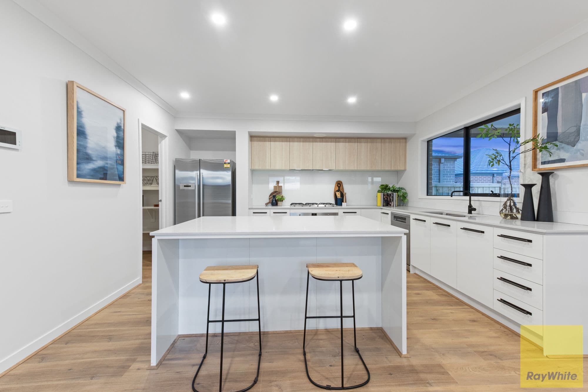 29 Huntington Avenue, BONNIE BROOK VIC 3335, Bonnie Brook - Thumbnail 4