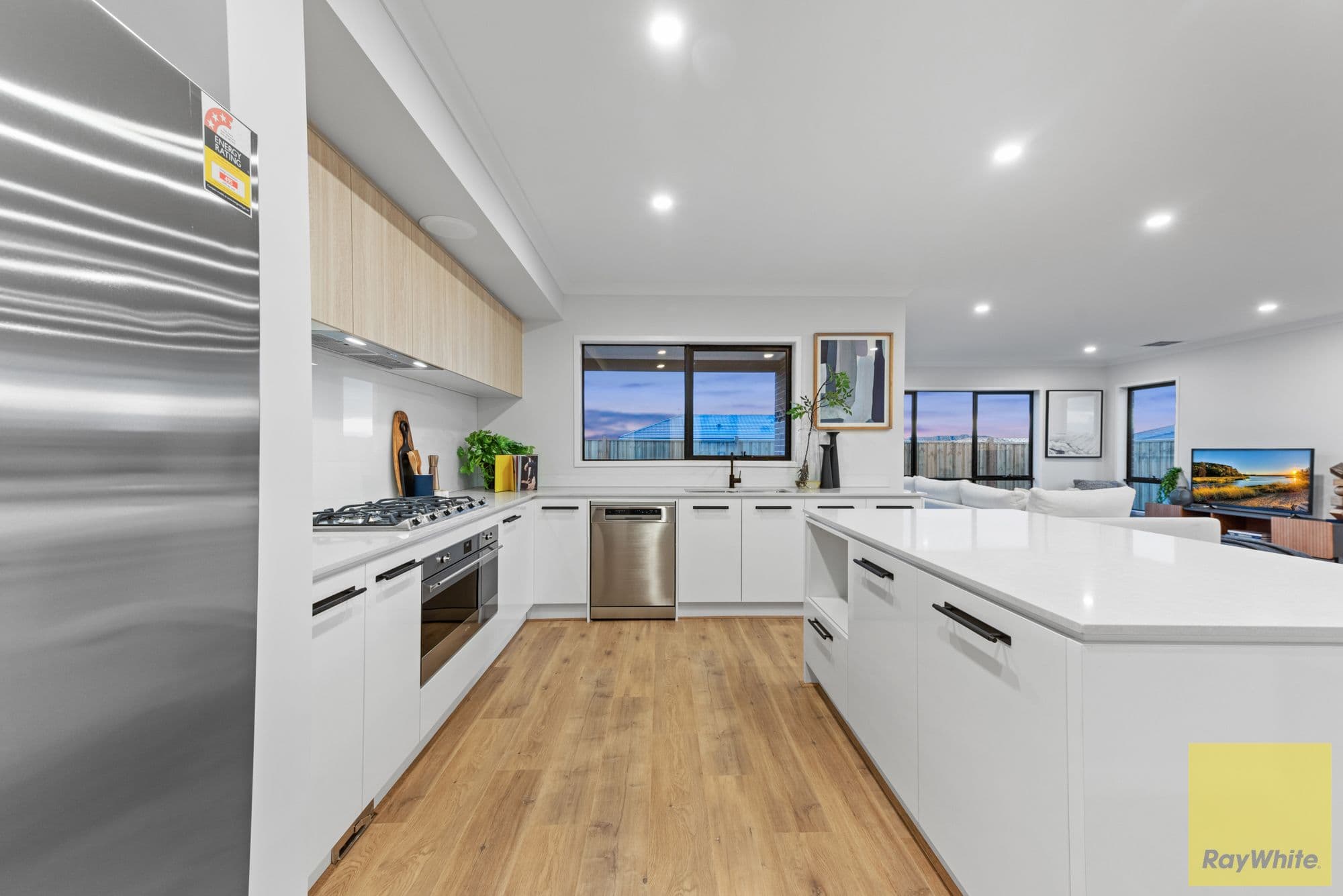 29 Huntington Avenue, BONNIE BROOK VIC 3335, Bonnie Brook - Thumbnail 6