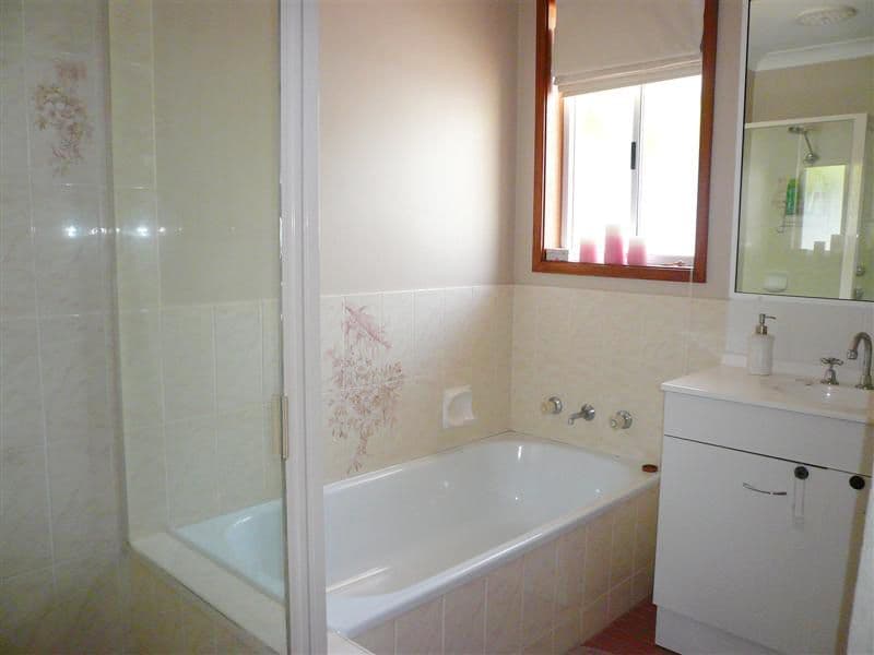 4  Flinders Close, DUBBO NSW 2830, Dubbo - Thumbnail 6