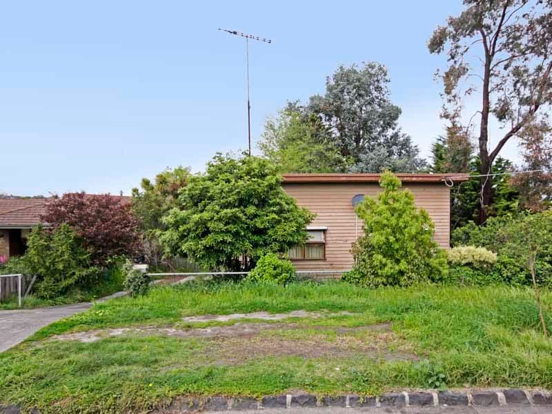 207 West Fyans Street, NEWTOWN VIC 3220, Newtown - Thumbnail 2