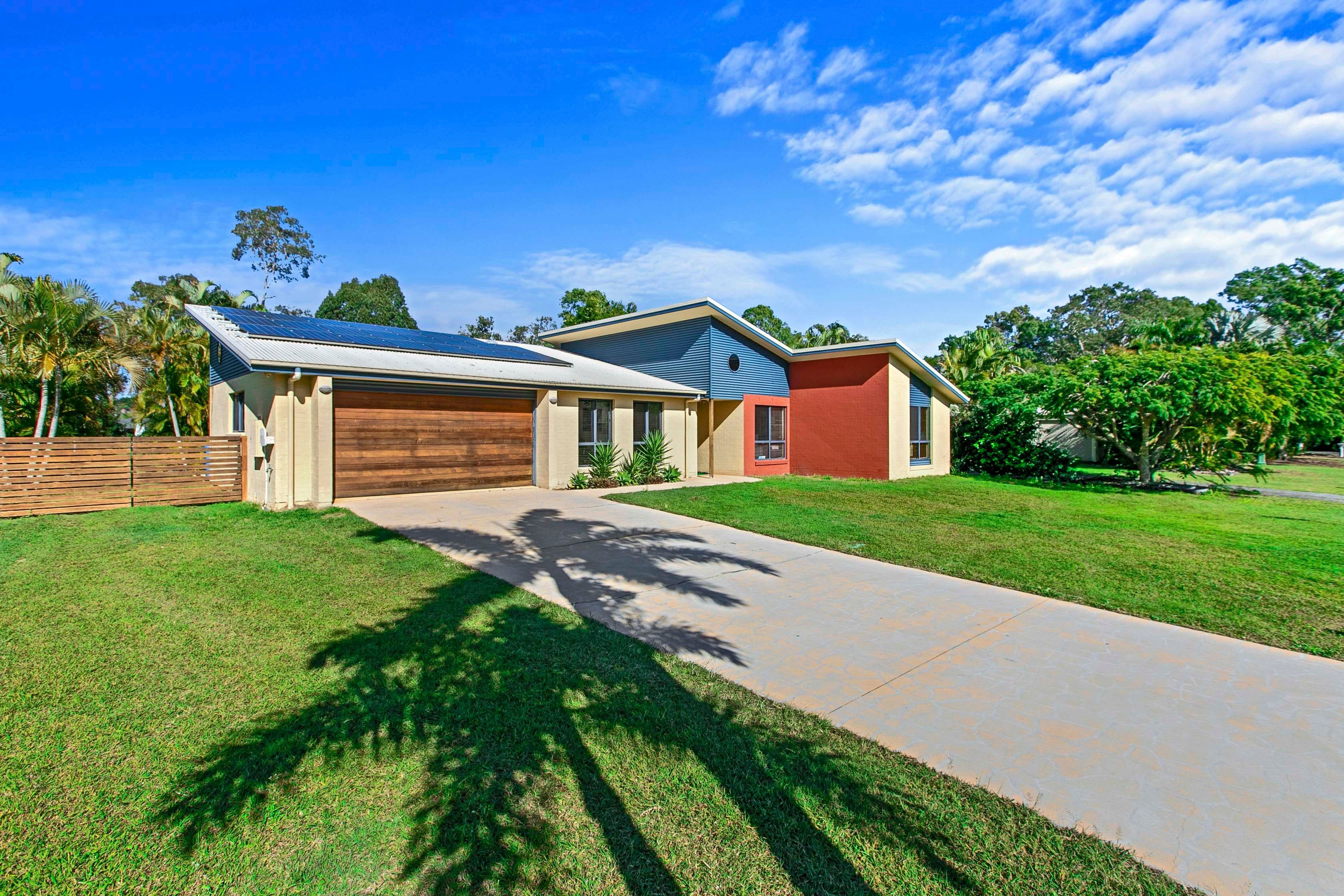 2 Hawk Court, Dundowran Beach QLD 4655, Dundowran Beach - Thumbnail 2