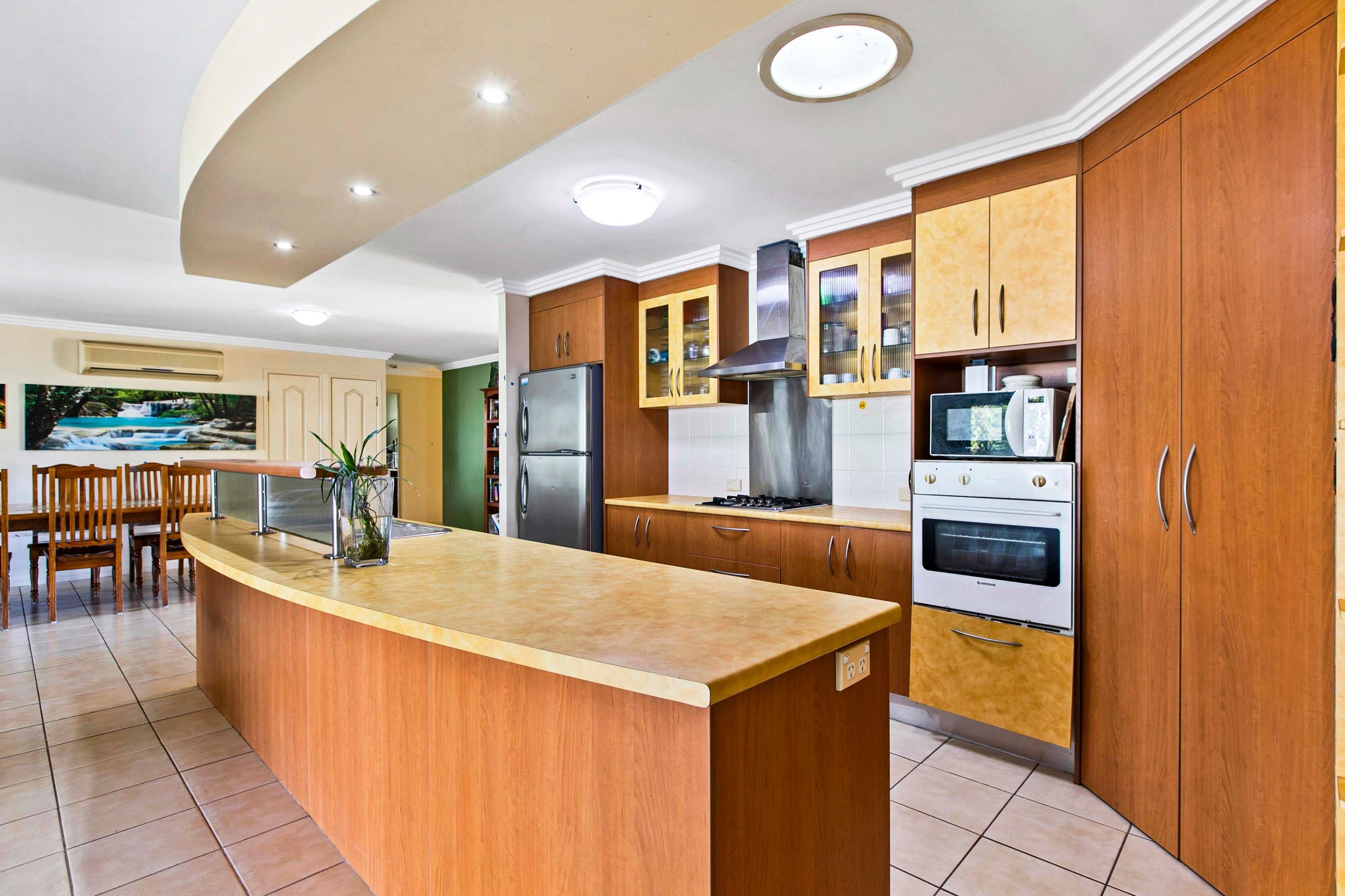 2 Hawk Court, Dundowran Beach QLD 4655, Dundowran Beach - Thumbnail 5
