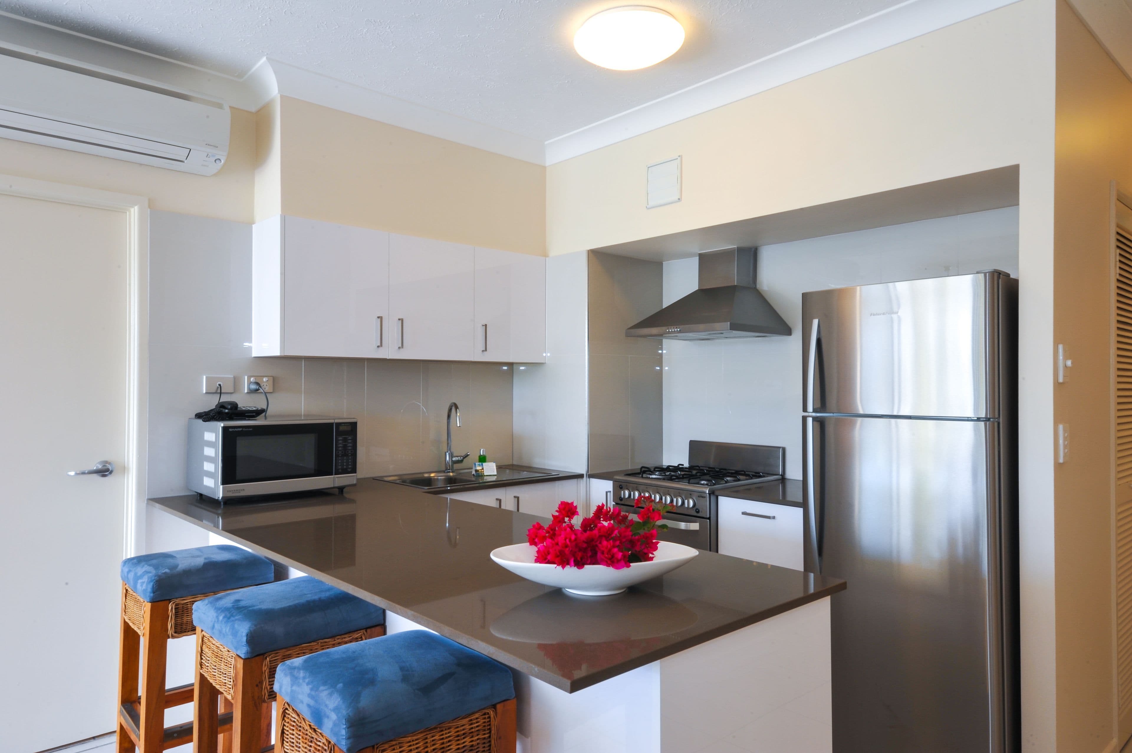 302 E Whitsunday Apartments, Hamilton Island QLD 4803, Hamilton Island - Thumbnail 7
