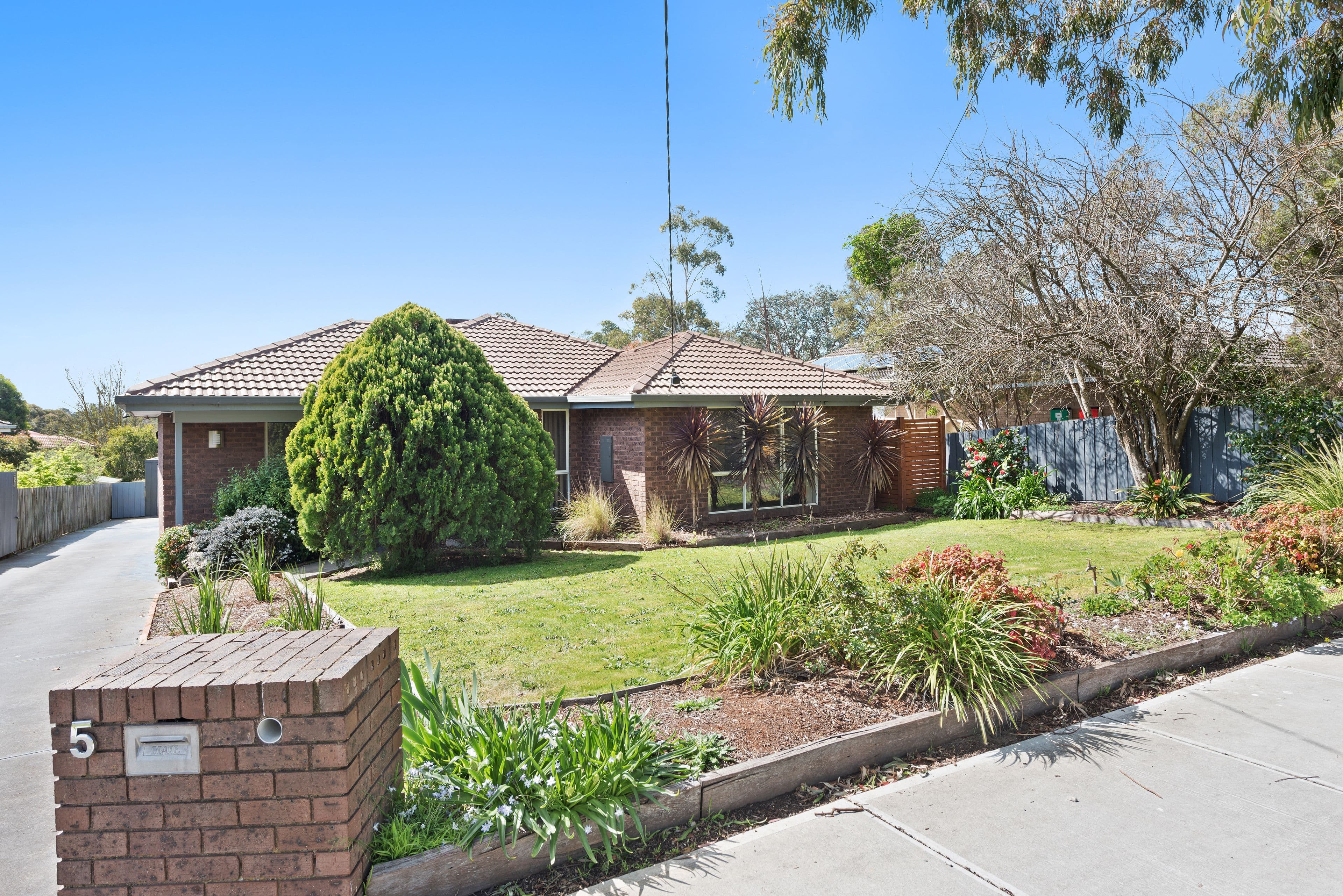 5 Bronwyn Street, Coldstream VIC 3770, Coldstream - Image 1