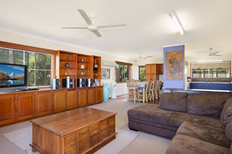 37 FAIRVIEW Street, BAYVIEW HEIGHTS QLD 4868, Bayview Heights - Thumbnail 3