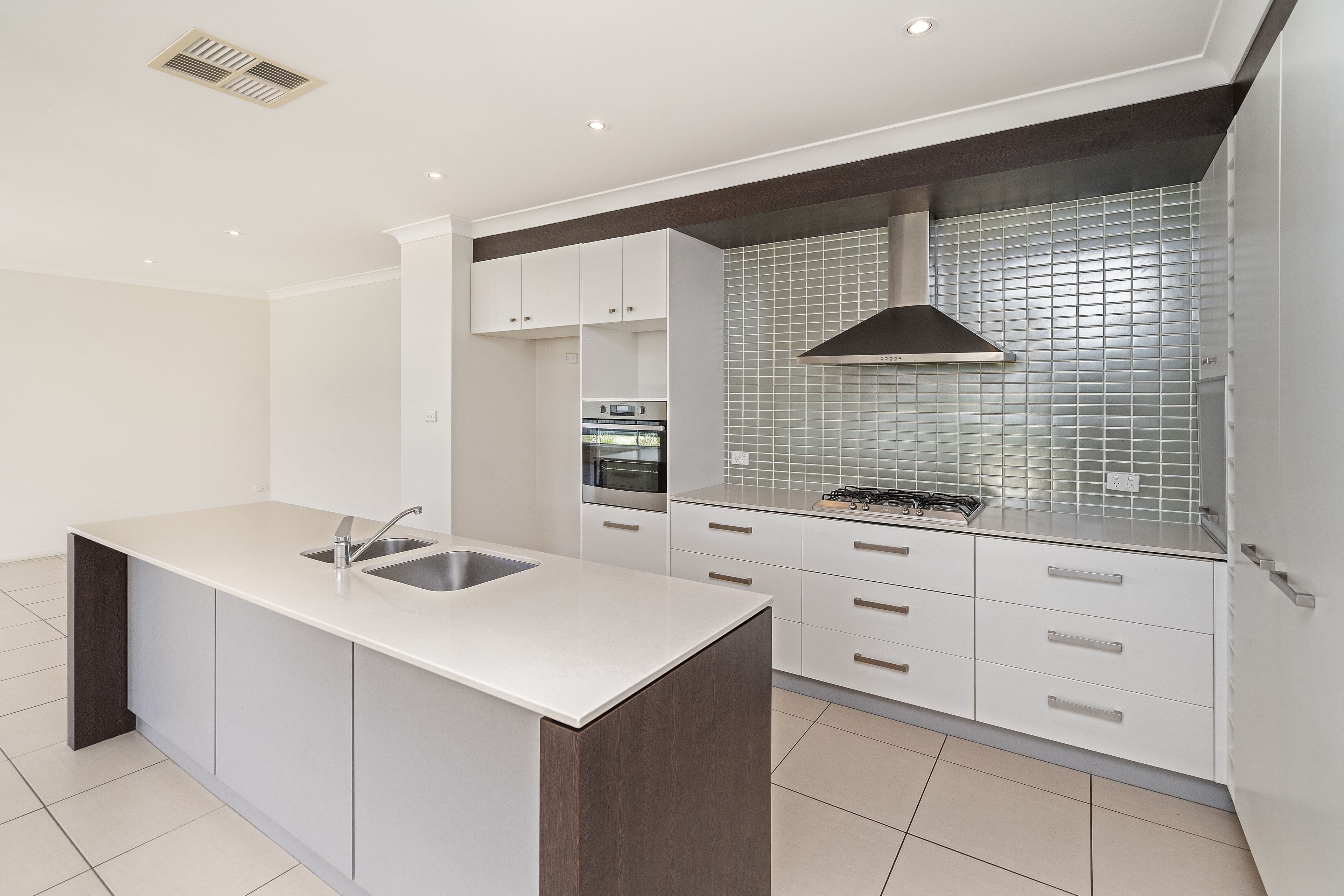 17 Budawang Place, Tatton NSW 2650, Tatton - Thumbnail 2