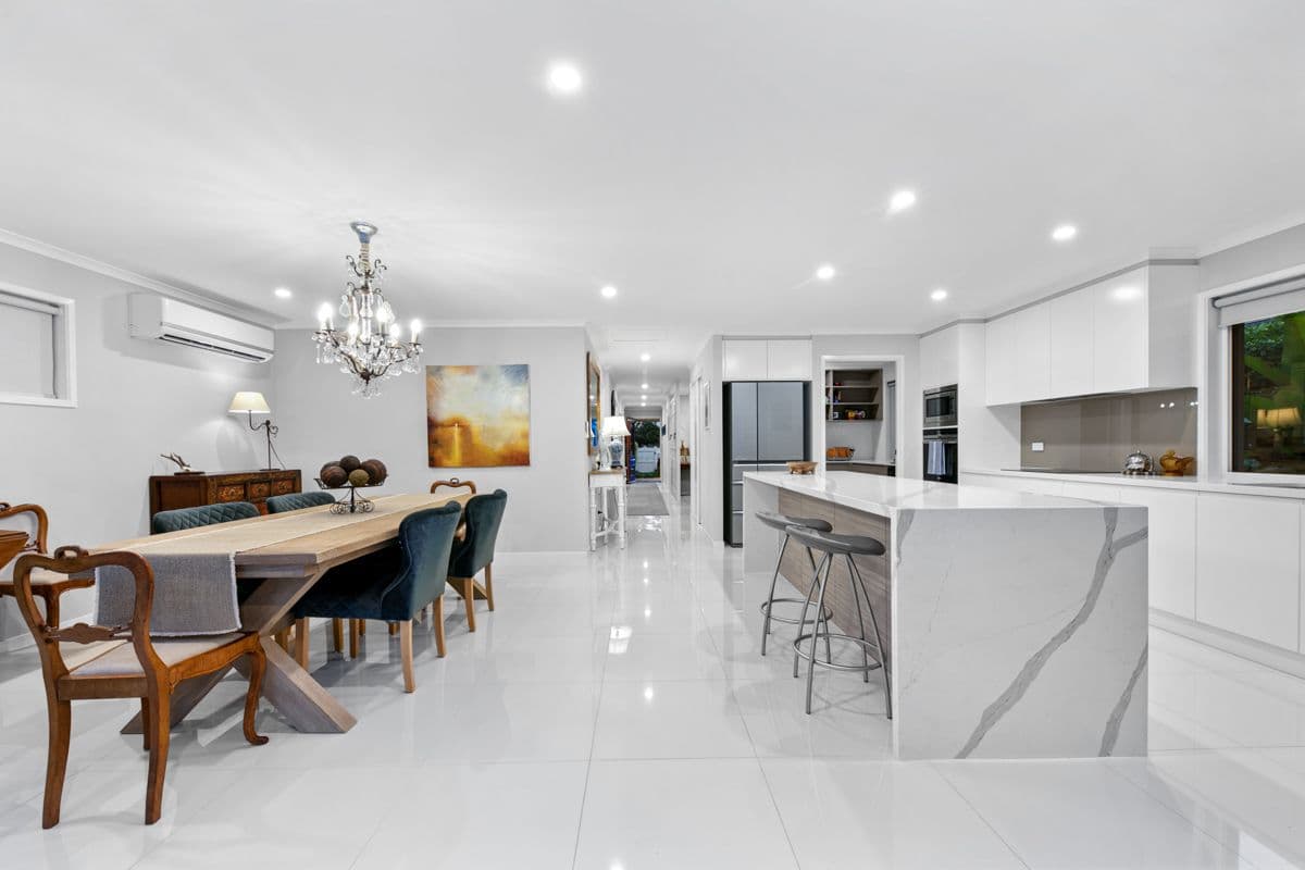 66 Kew Road, Graceville QLD 4075, Graceville - Thumbnail 3