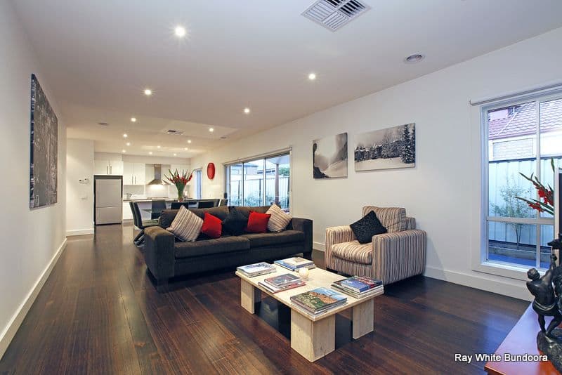 19 Anglers Drive, EPPING VIC 3076, Epping - Thumbnail 2