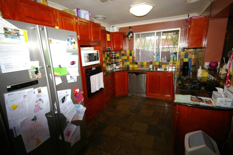 5 Garrick Way, BALGA WA 6061, Balga - Thumbnail 2