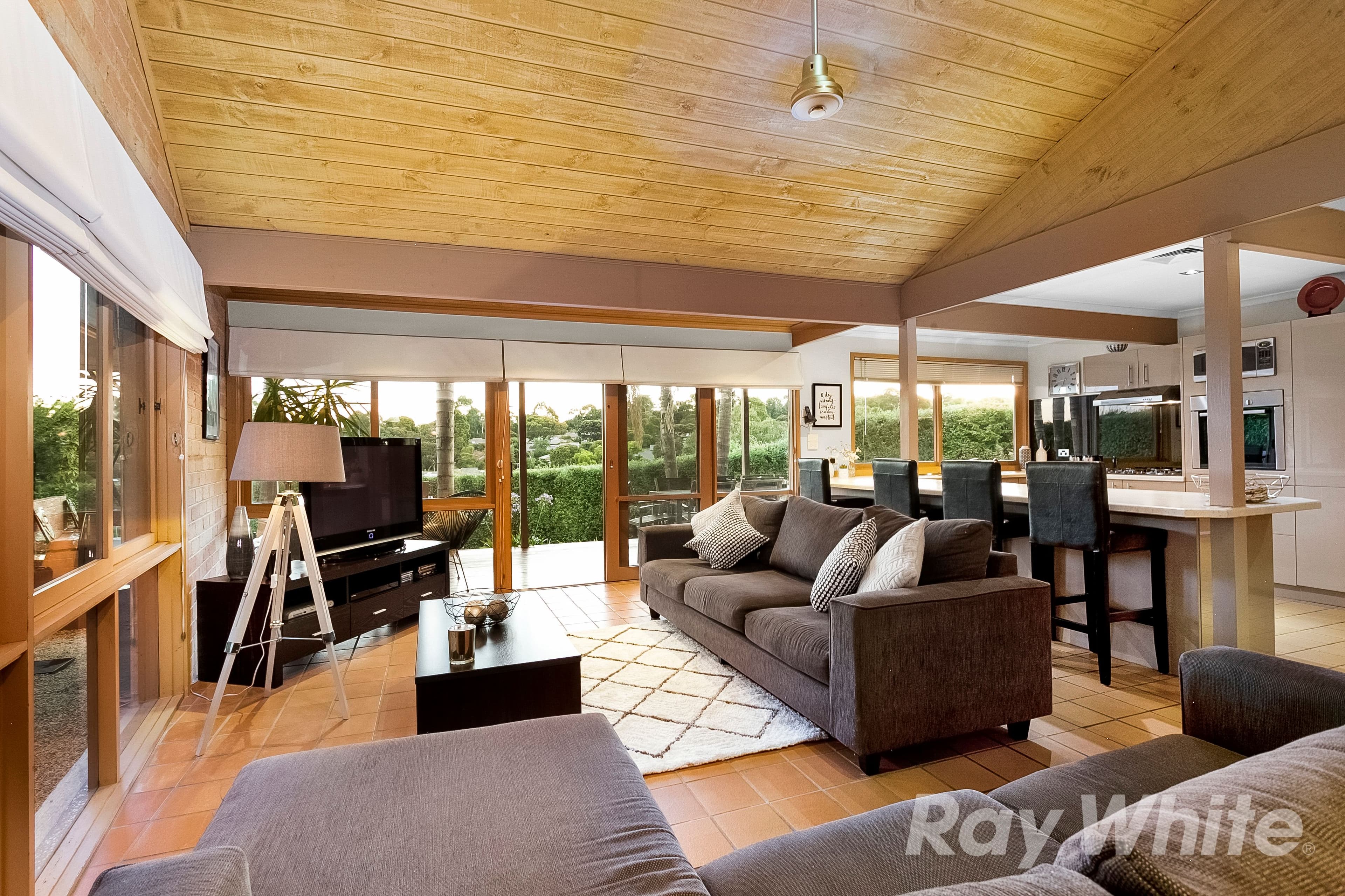 3 Nerita Court, Wheelers Hill VIC 3150, Wheelers Hill - Thumbnail 3