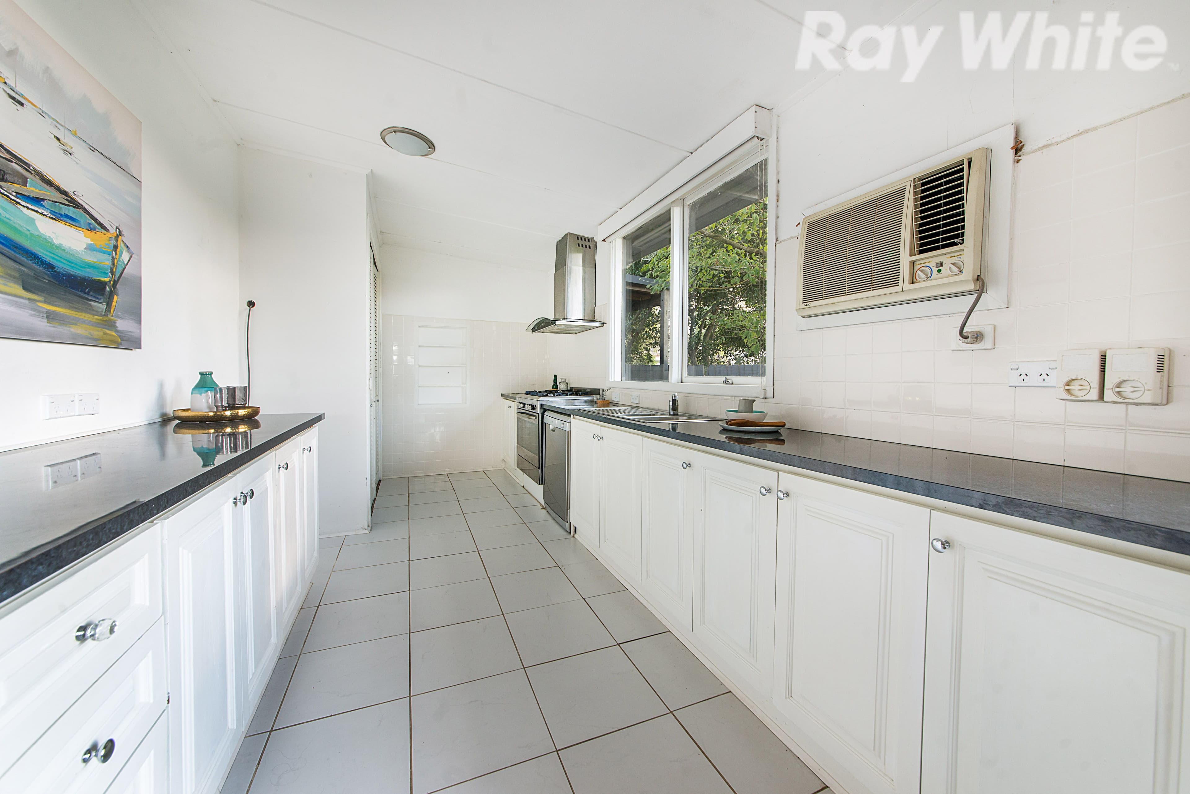 1 Johnson Drive, Ferntree Gully VIC 3156, Ferntree Gully - Thumbnail 2