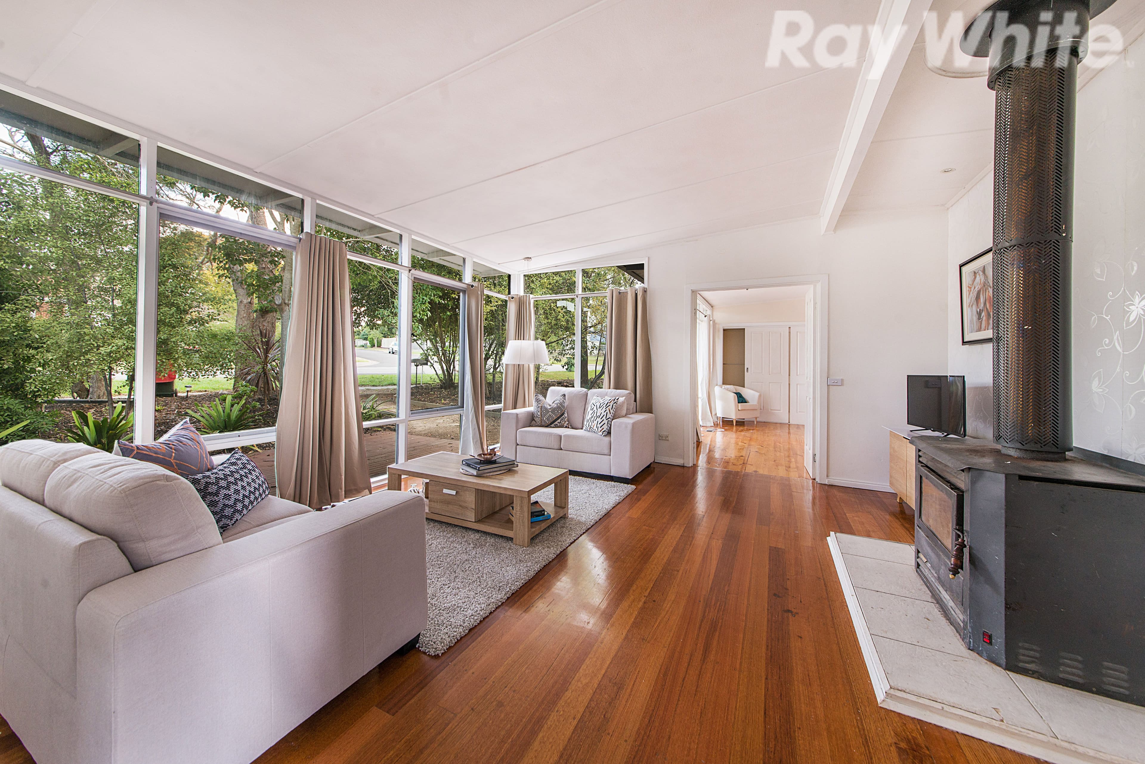 1 Johnson Drive, Ferntree Gully VIC 3156, Ferntree Gully - Thumbnail 4