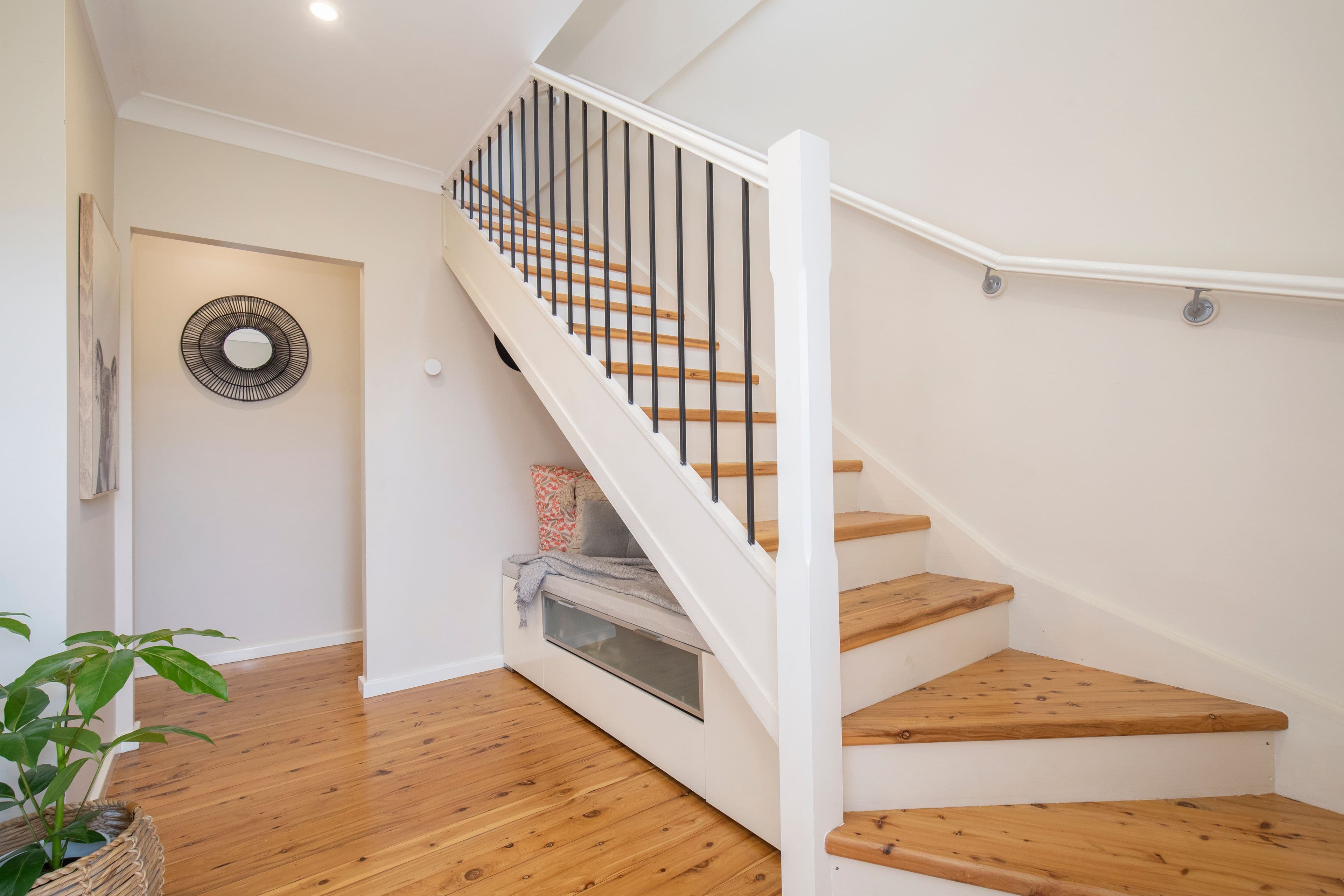 6 Guna Street, Charlestown NSW 2290, Charlestown - Thumbnail 2