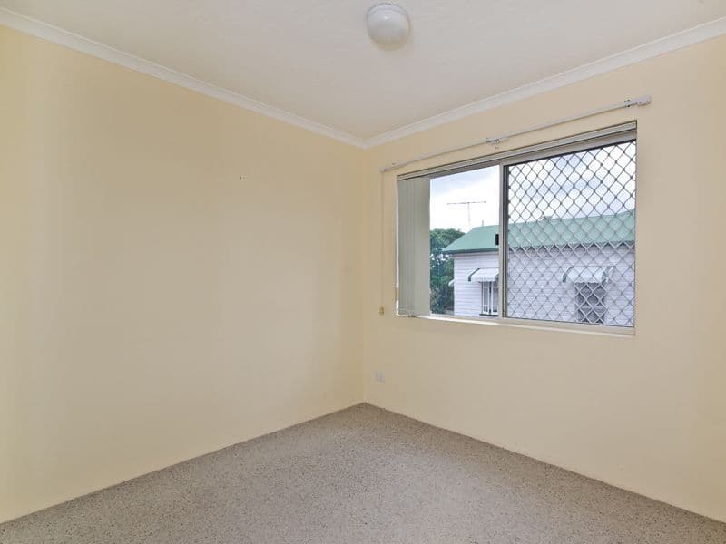 23 Leslie Street, NUNDAH QLD 4012, Nundah - Thumbnail 8