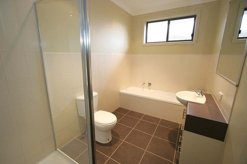 51 Oakpark Drive, CHADSTONE VIC 3148, Chadstone - Thumbnail 5
