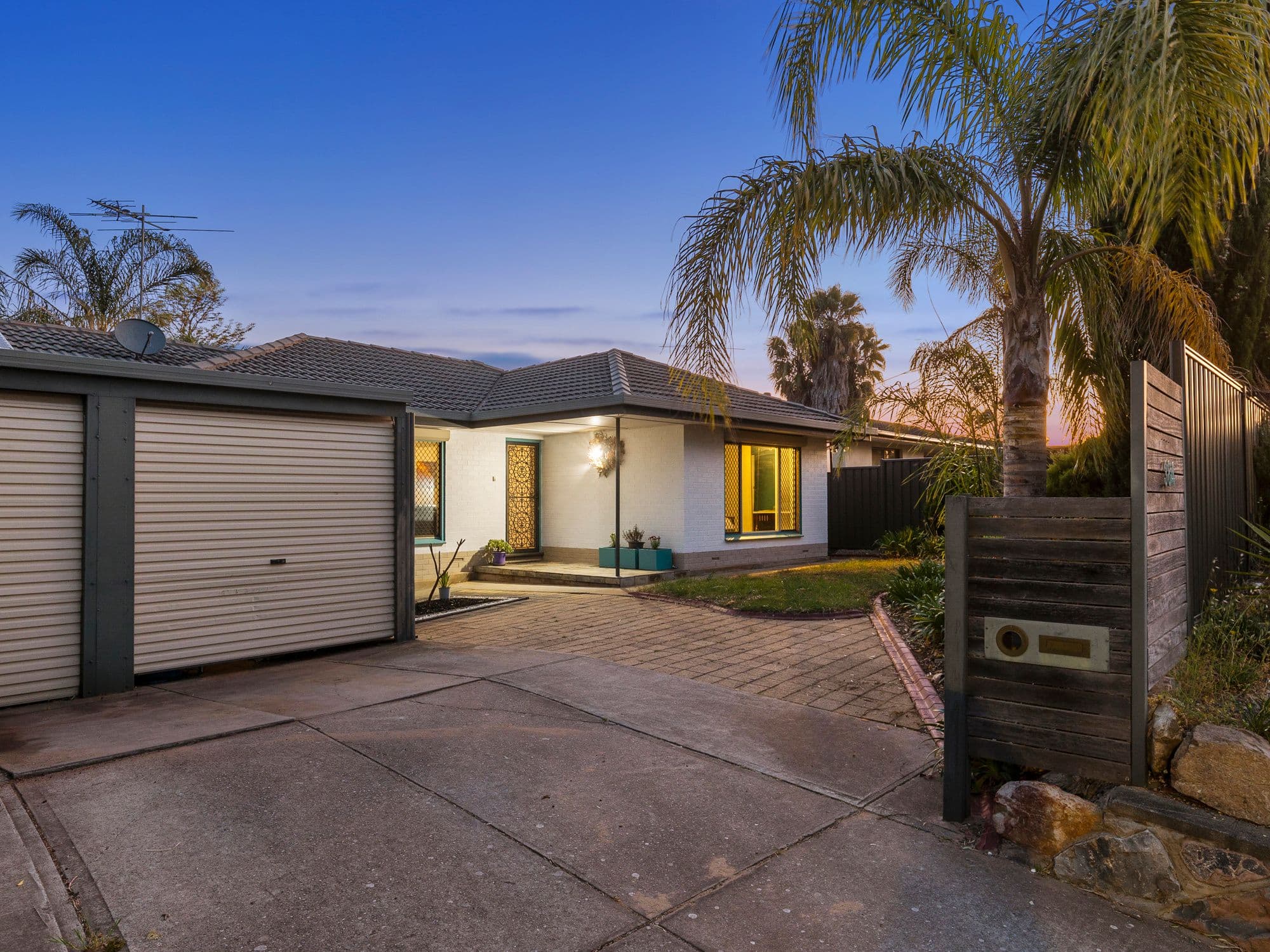 384 Honeypot Road, Huntfield Heights SA 5163, Huntfield Heights - Thumbnail 2