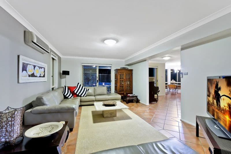 12 Lakin Street, BATEAU BAY NSW 2261, Bateau Bay - Thumbnail 4