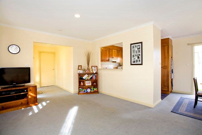 15 Thompson Street, WHITTINGTON VIC 3219, Whittington - Thumbnail 7