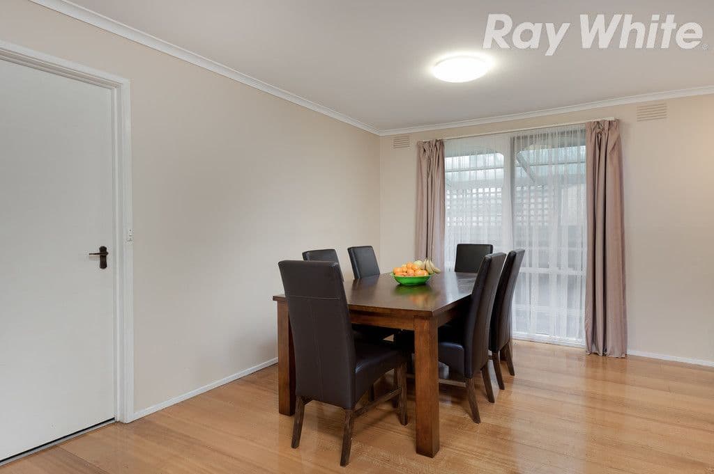 14 Blamey Avenue, MILL PARK VIC 3082, Mill Park - Thumbnail 5