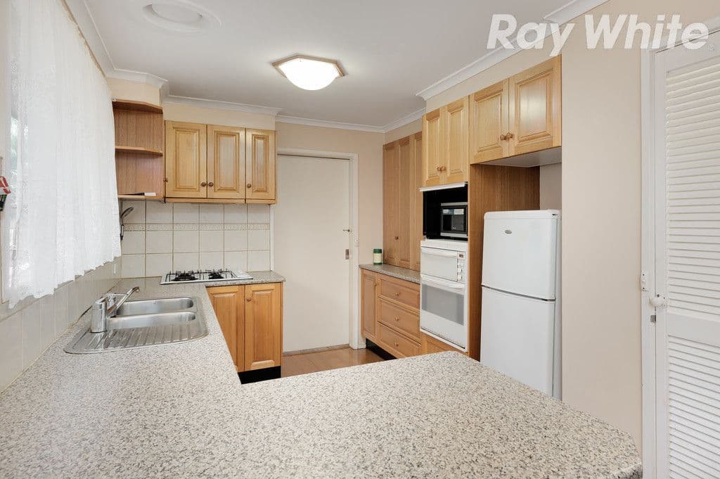 14 Blamey Avenue, MILL PARK VIC 3082, Mill Park - Thumbnail 7