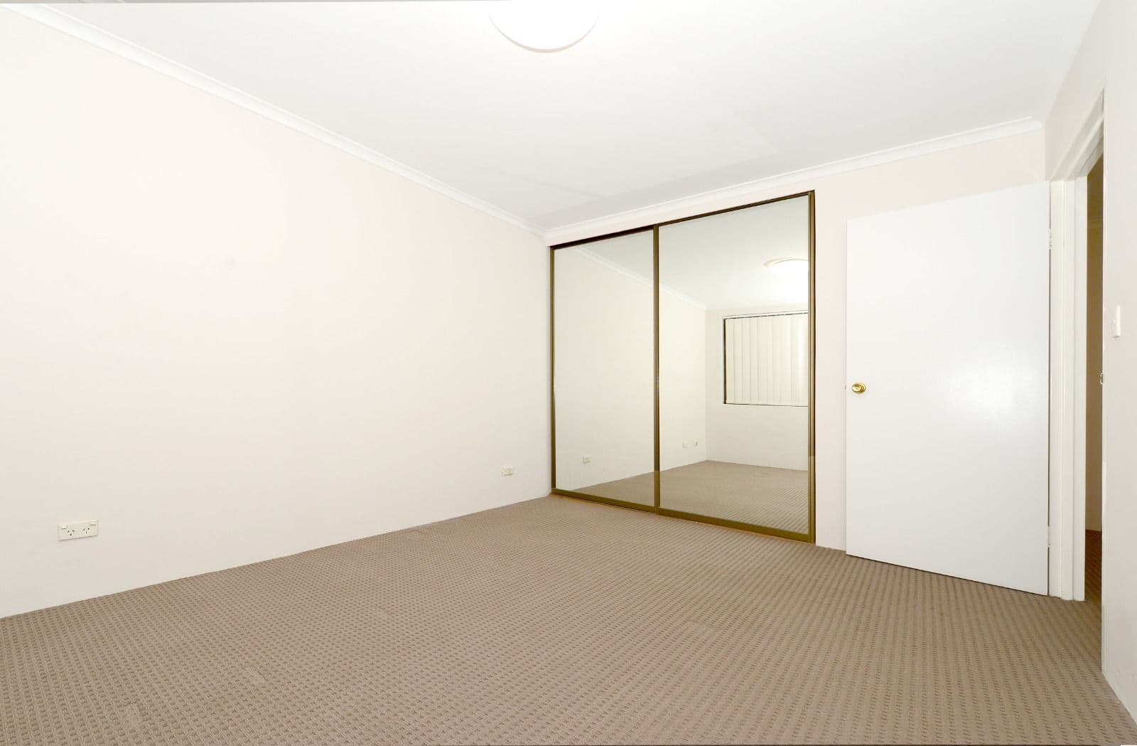 142 Moore Street, Liverpool NSW 2170, Liverpool - Thumbnail 3
