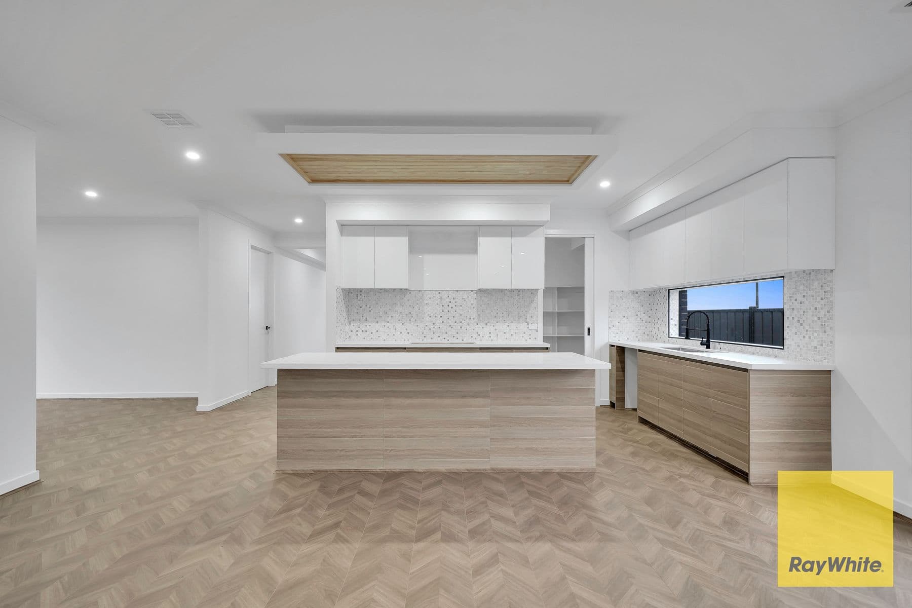122 Mckinley Drive, Truganina VIC 3029, Truganina - Thumbnail 6