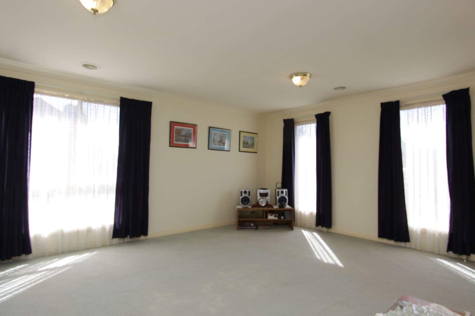 19 Cassandra Crescent, EPSOM VIC 3551, Epsom - Thumbnail 4