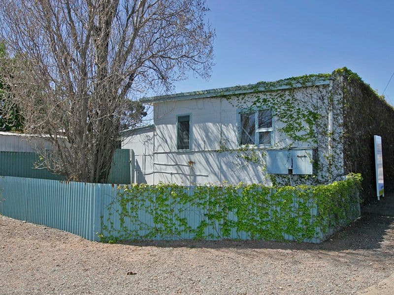 31 Clovelly Avenue, CHRISTIES BEACH SA 5165, Christies Beach - Image 1