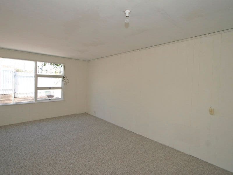 31 Clovelly Avenue, CHRISTIES BEACH SA 5165, Christies Beach - Thumbnail 4