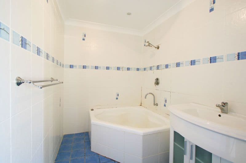 211  Reddall Parade, MOUNT WARRIGAL NSW 2528, Mount Warrigal - Thumbnail 4