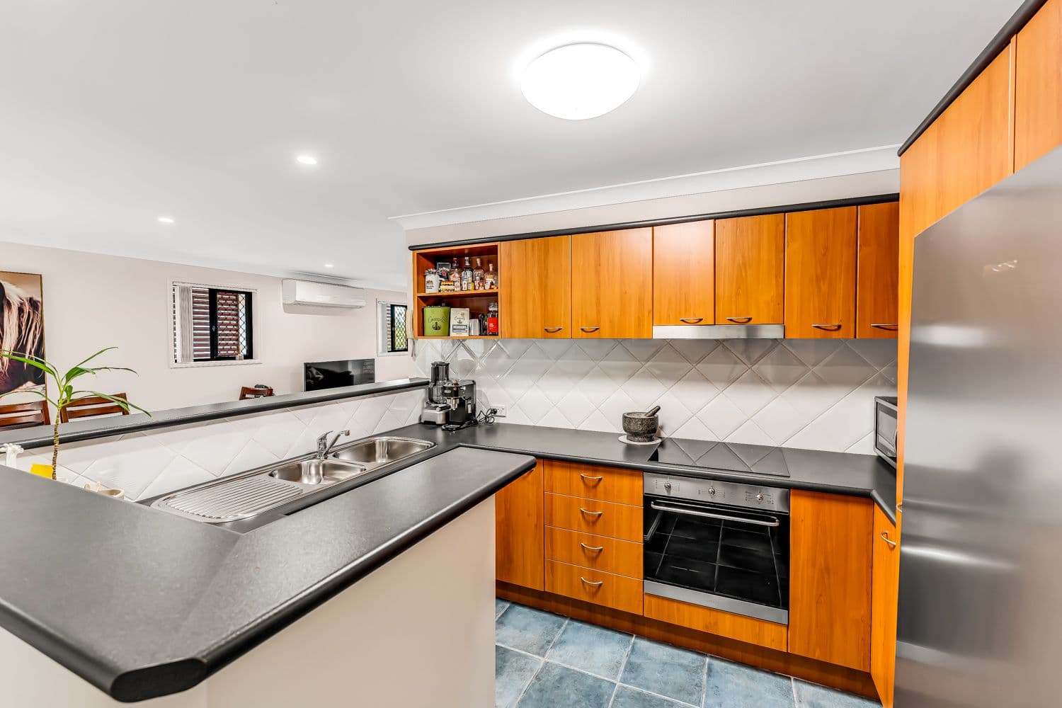 110 Scrub Road, Carindale QLD 4152, Carindale - Thumbnail 2