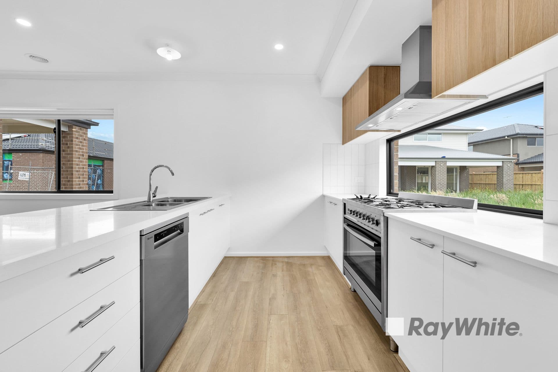 8 Volero Street, Clyde VIC 3978, Clyde - Thumbnail 2