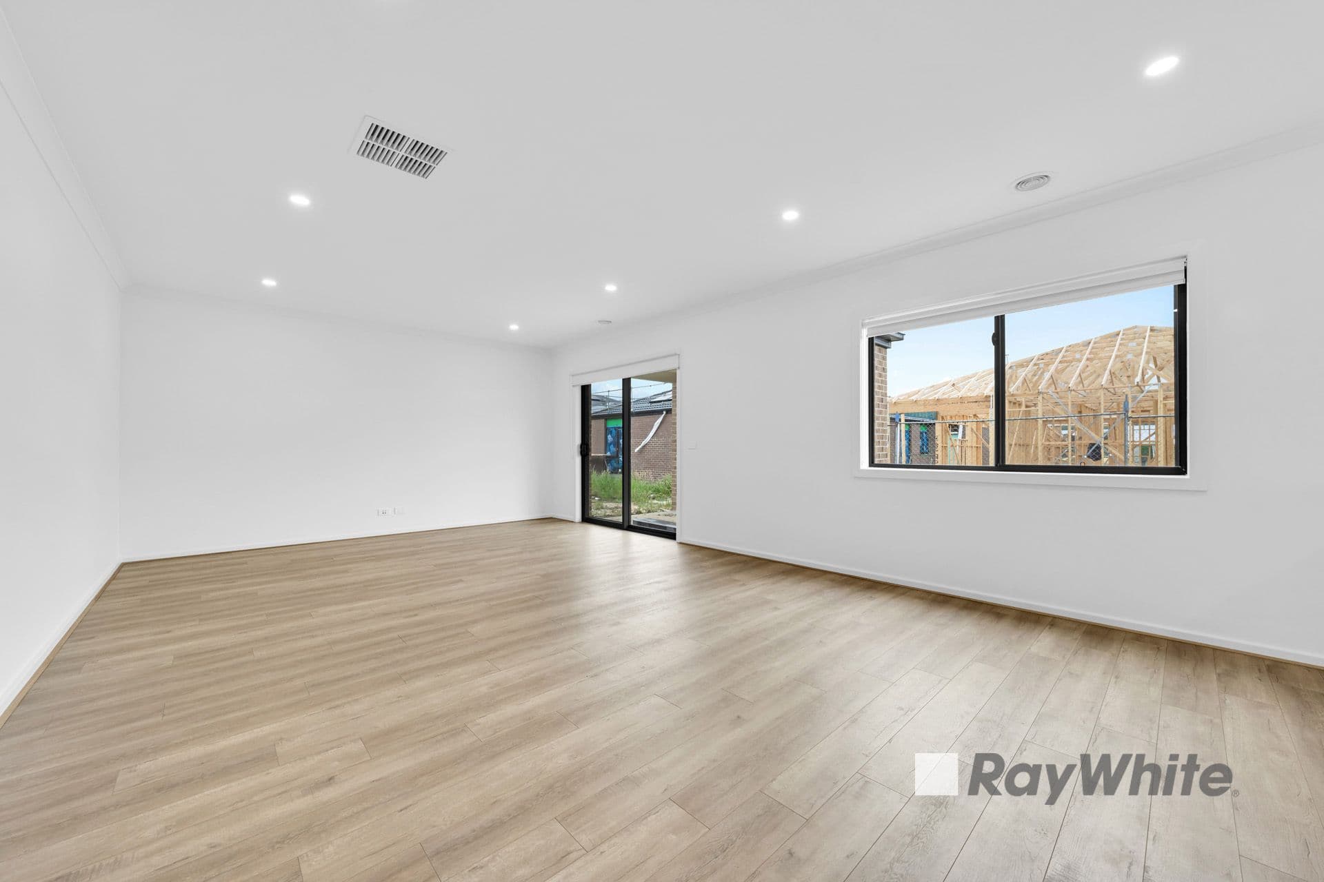 8 Volero Street, Clyde VIC 3978, Clyde - Thumbnail 8