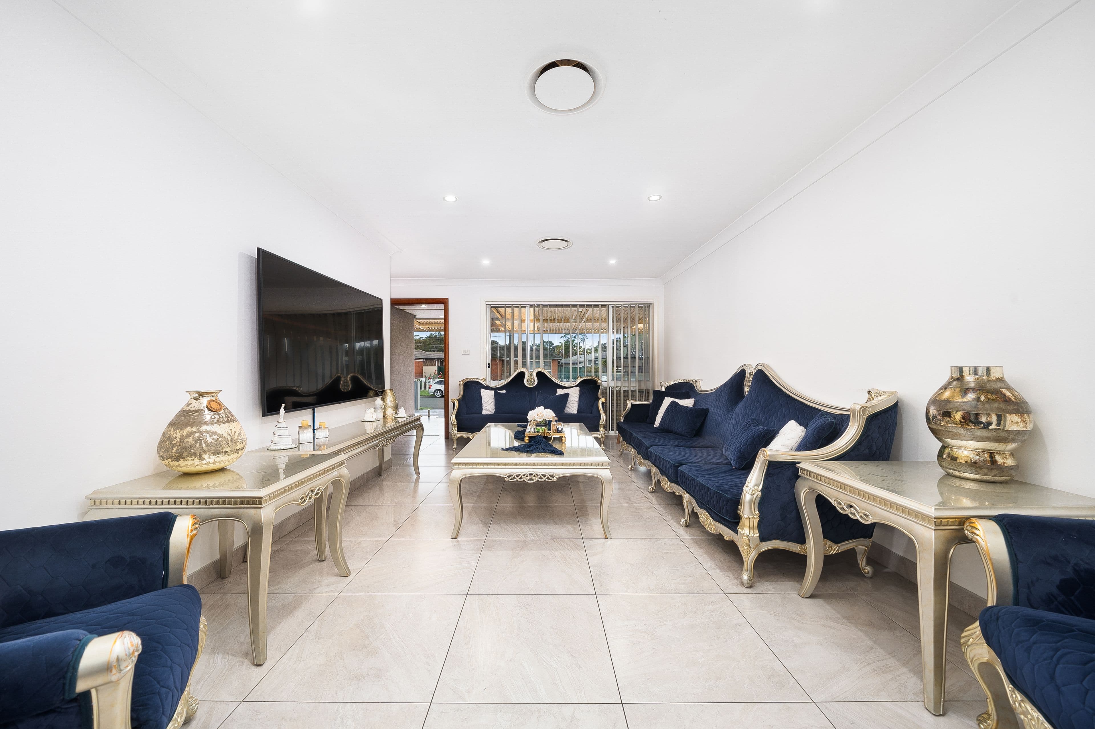 2 Roylston Street, Fairfield West NSW 2165, Fairfield West - Thumbnail 2