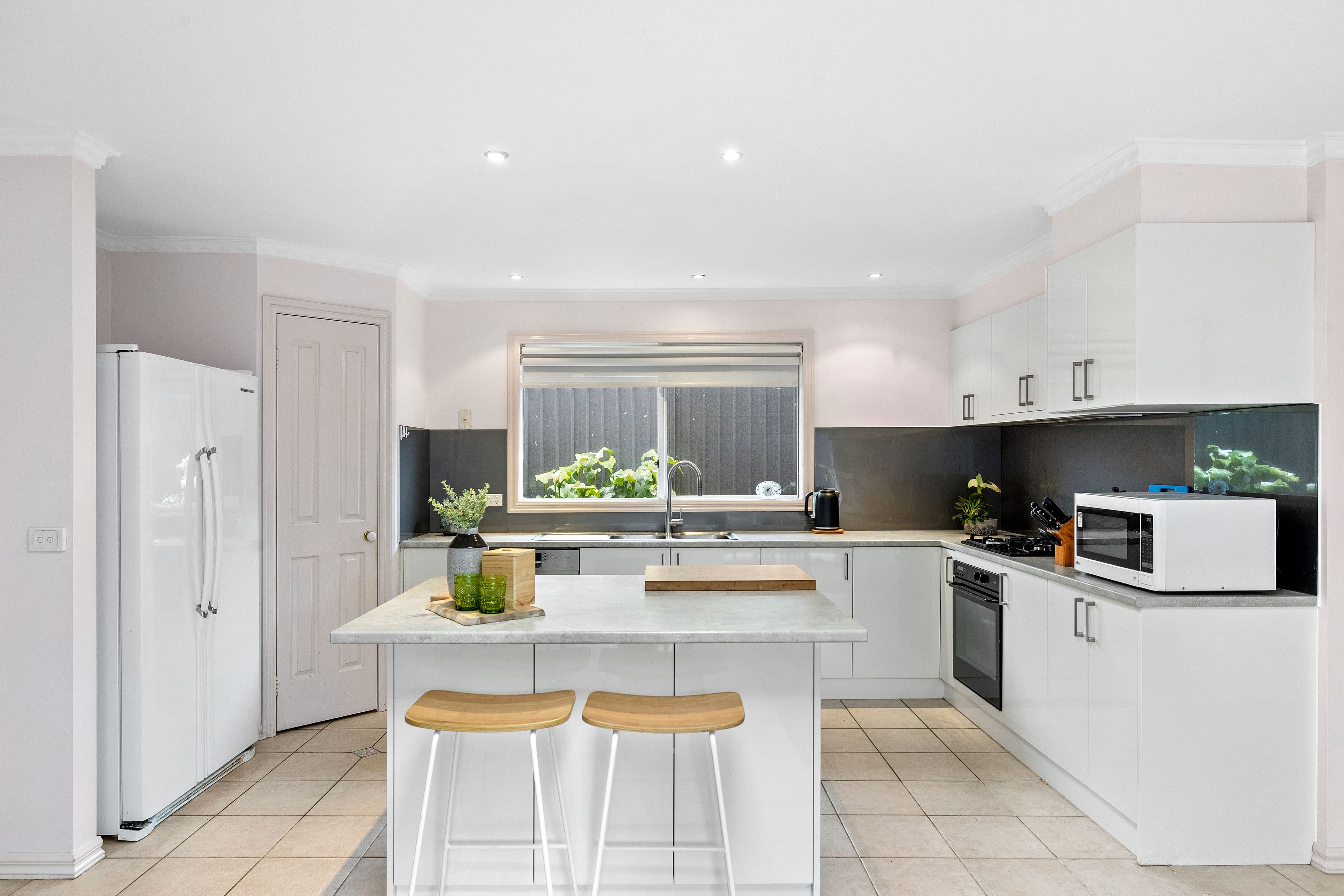 20 Constance Close, Lysterfield VIC 3156, Lysterfield - Thumbnail 2