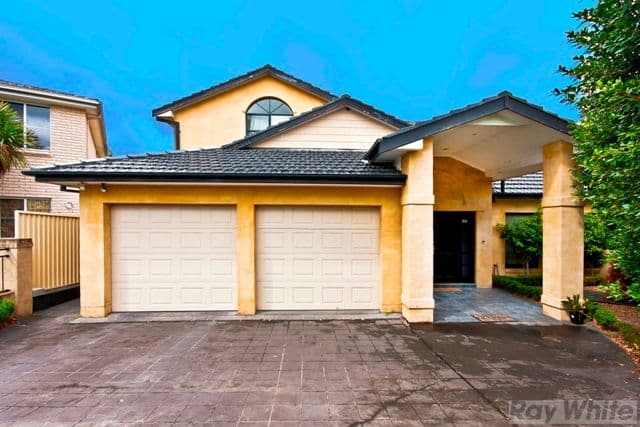 4 Rabaul Close, BOSSLEY PARK NSW 2176, Bossley Park - Image 1