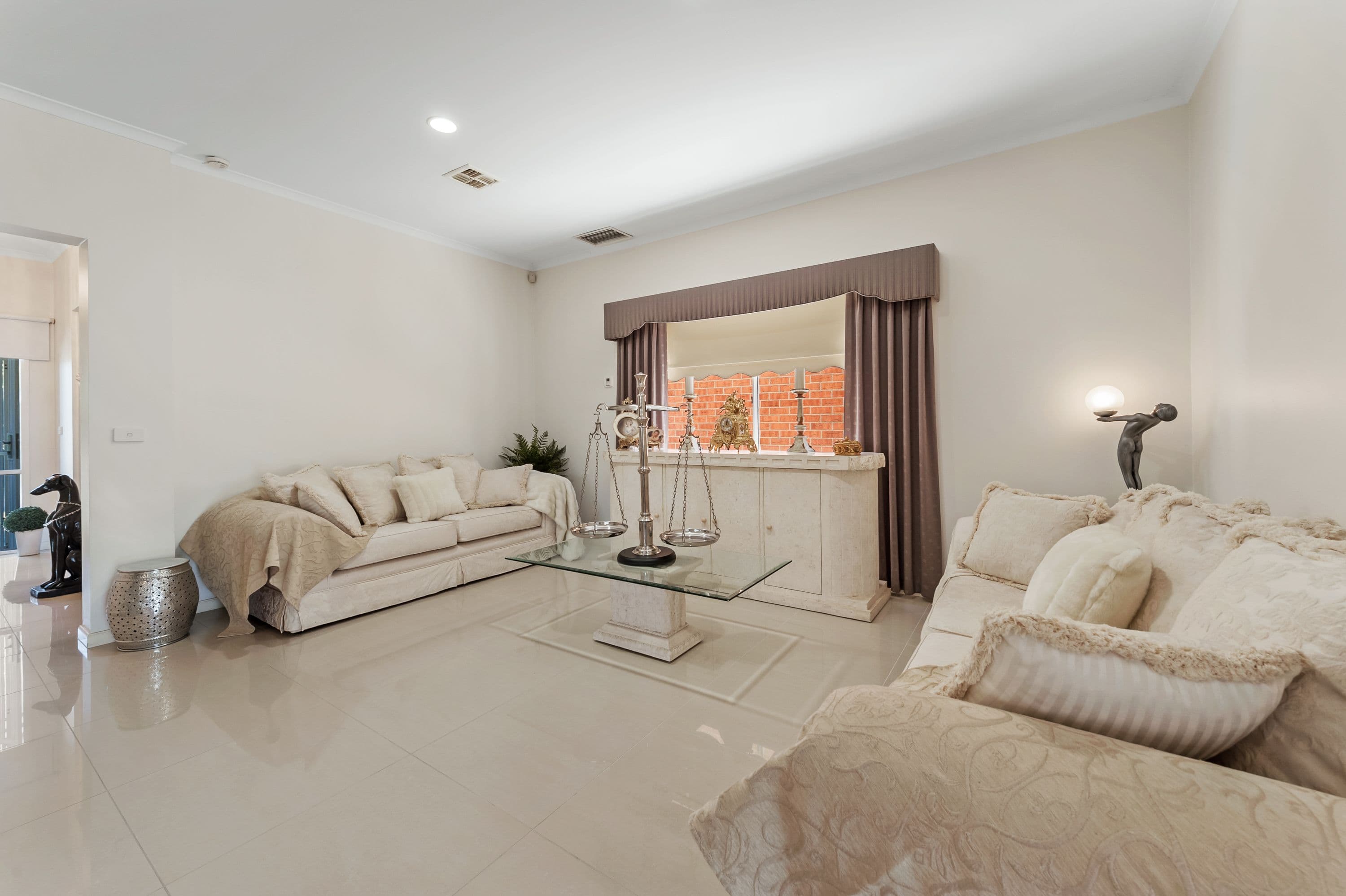 4 Lakeway Close, Caroline Springs VIC 3023, Caroline Springs - Thumbnail 5
